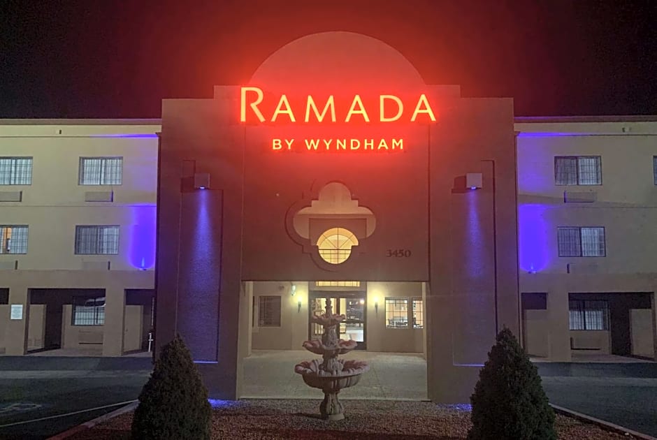 Ramada by Wyndham Santa Fe