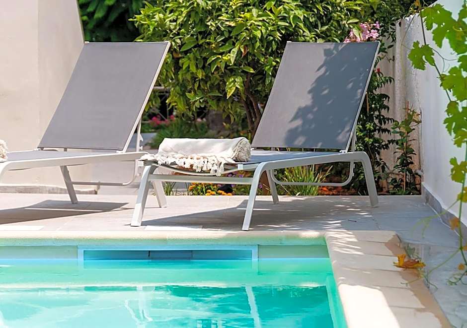 Epavli Boutique Hotel