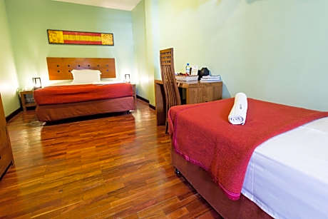 Triple Room