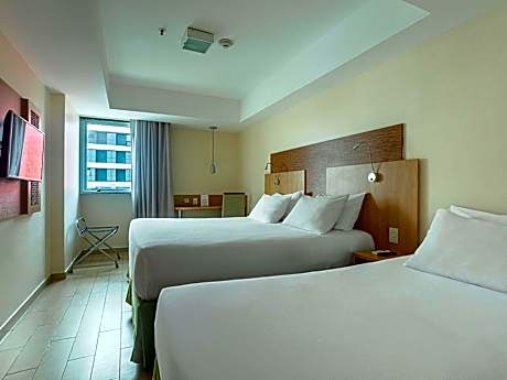 Standard Room with One Double Bed and One Single Bed