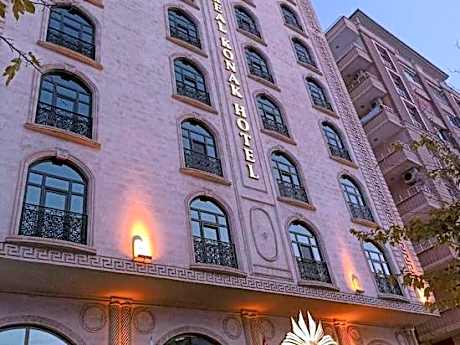 Real Konak Hotel
