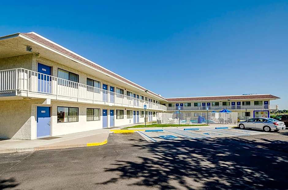 Motel 6 Thornton, CO