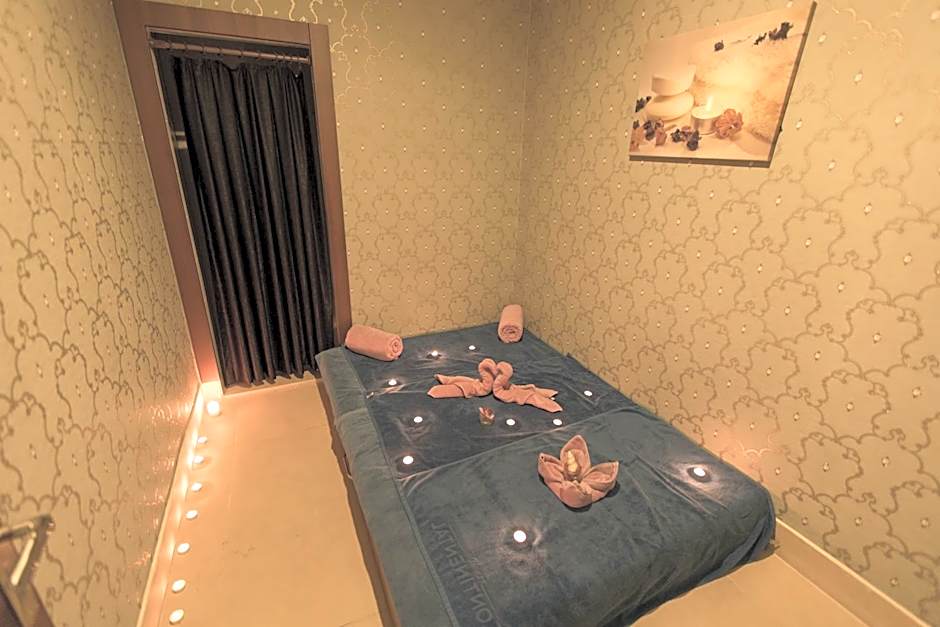 Teymur Continental Hotel