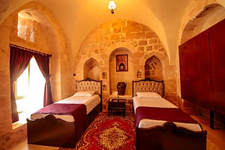 Superior Twin Room with City View