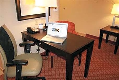 Hampton Inn & Suites Scottsboro