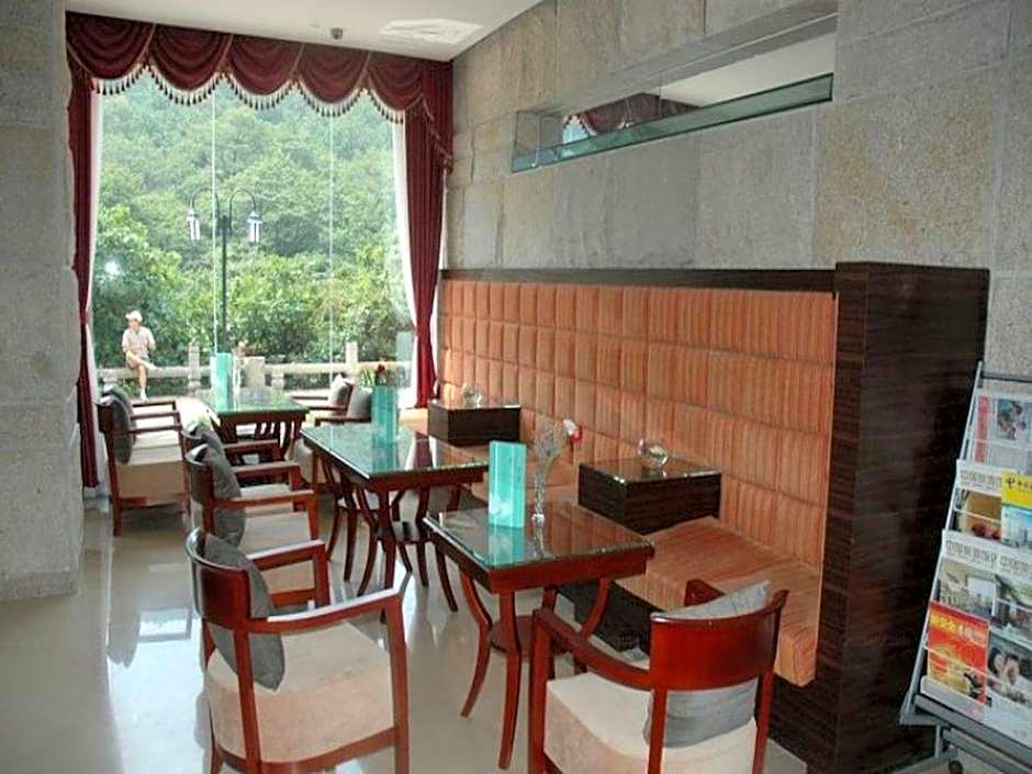 Huangshan Paiyunlou Hotel