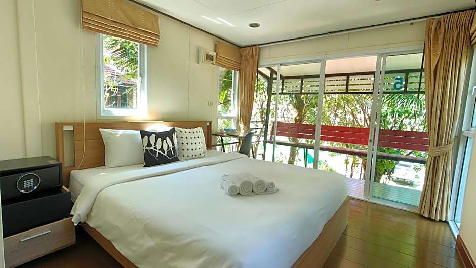 Hill Zone Home Stay by Little Paradise