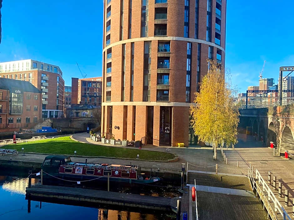 DoubleTree By Hilton Leeds City Centre