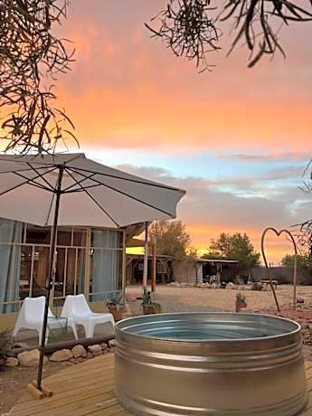 Tobiana Desert Lodging Negev