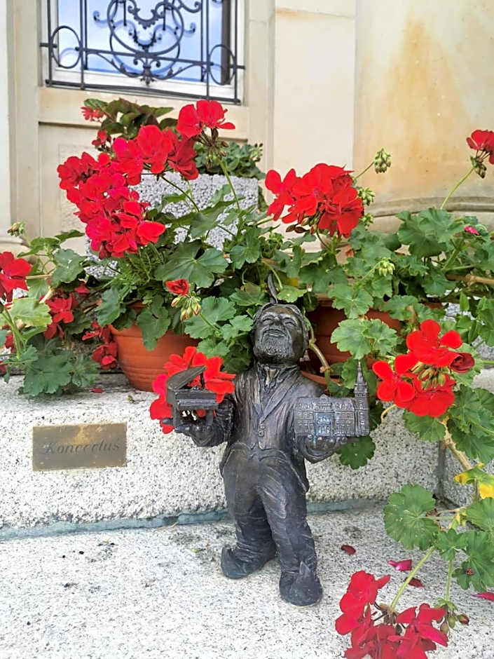Centrum Edukacyjno-Rozwojowe Wrocław Pawłowice - bezpłatny parking