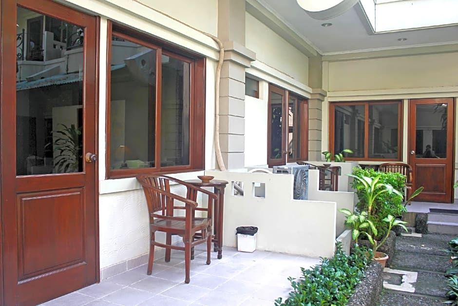 Hotel Winotosastro Garden