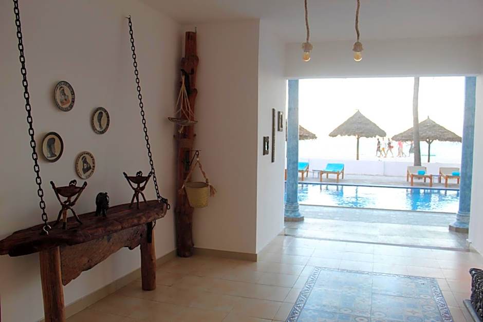 BIANCO AZZURRO Hotel & Restaurant