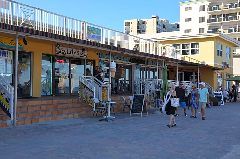 La Terrace Oceanfront
