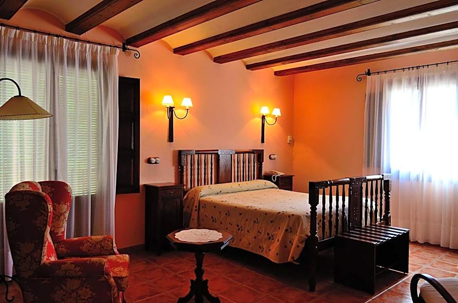 Caserón De La Fuente