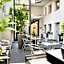 Opera Garden Hotel & Apartments