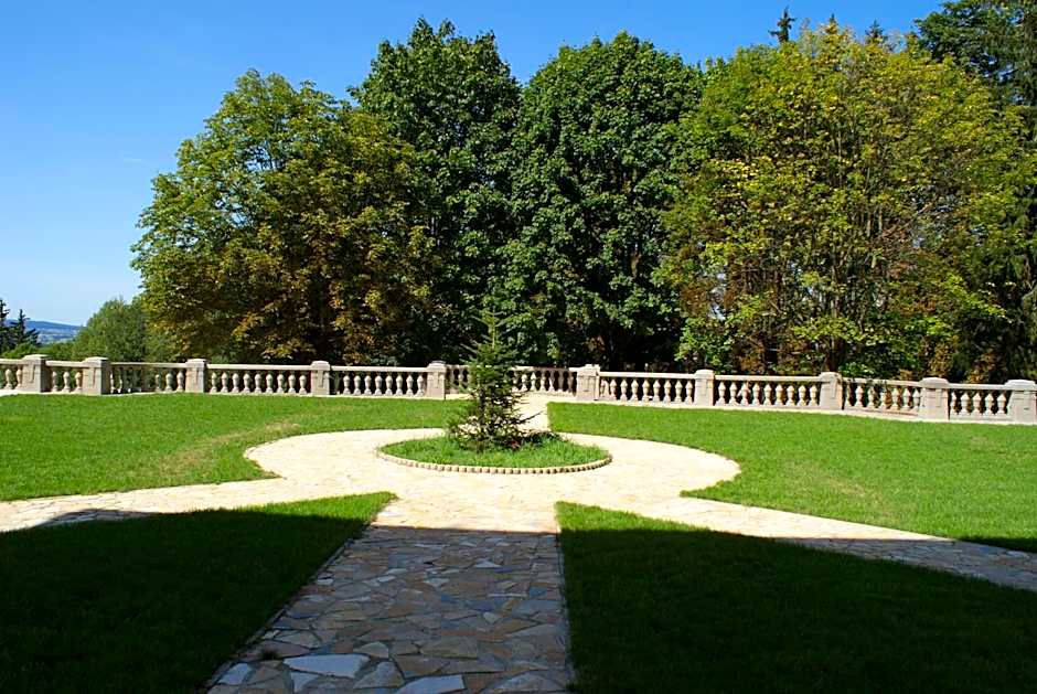 Rubezahl-Marienbad Luxury Historical Castle Hotel & Golf-Castle Hotel Collection