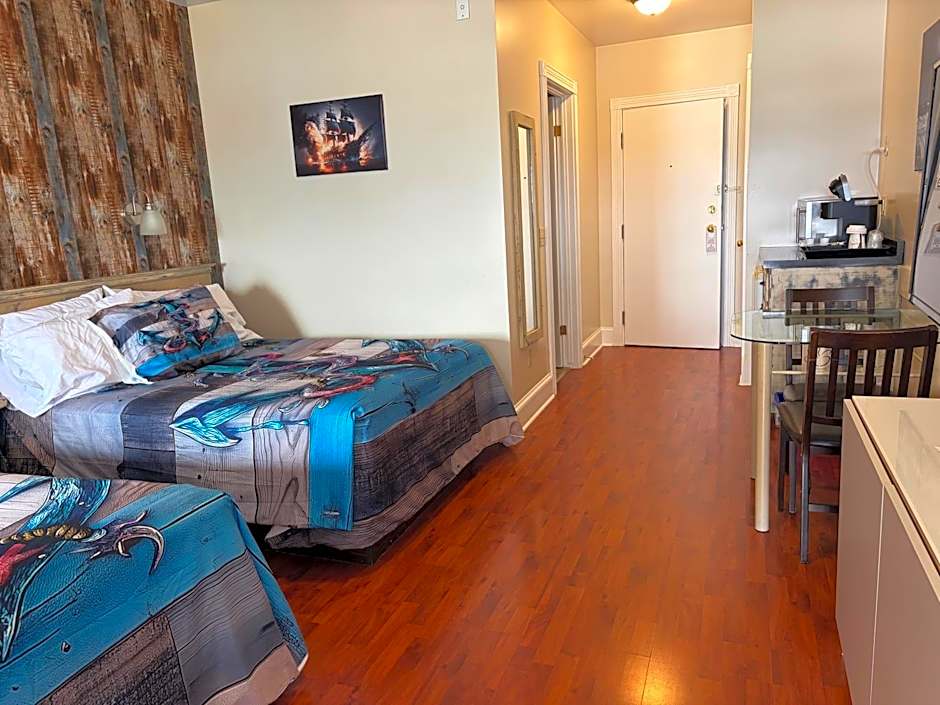 Shoreline Suites