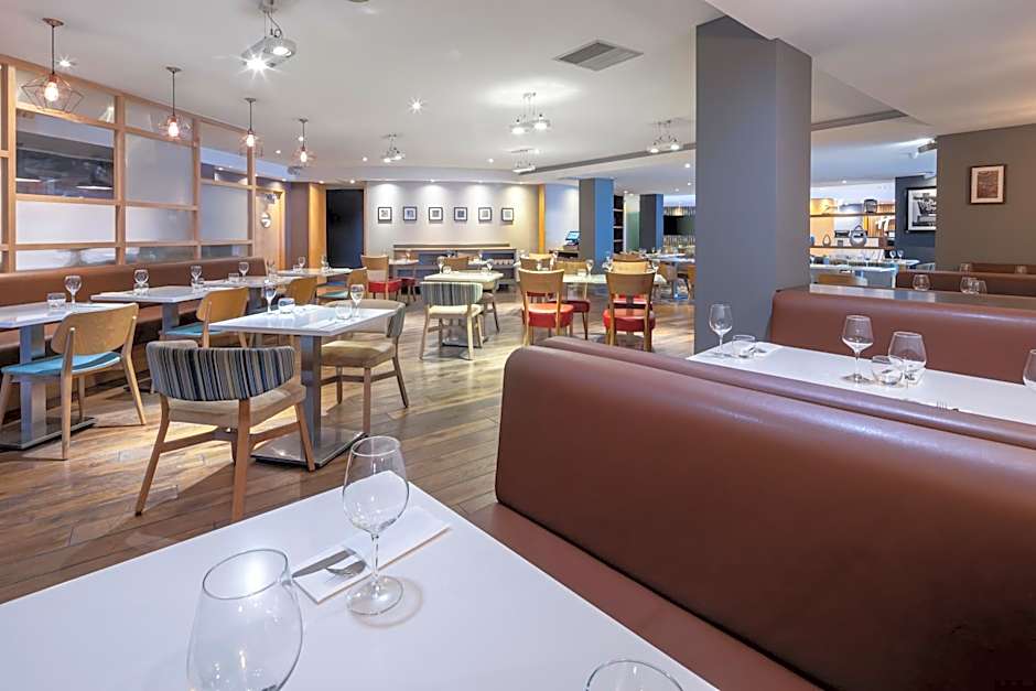 Holiday Inn Reading South M4 Jct 11 By IHG