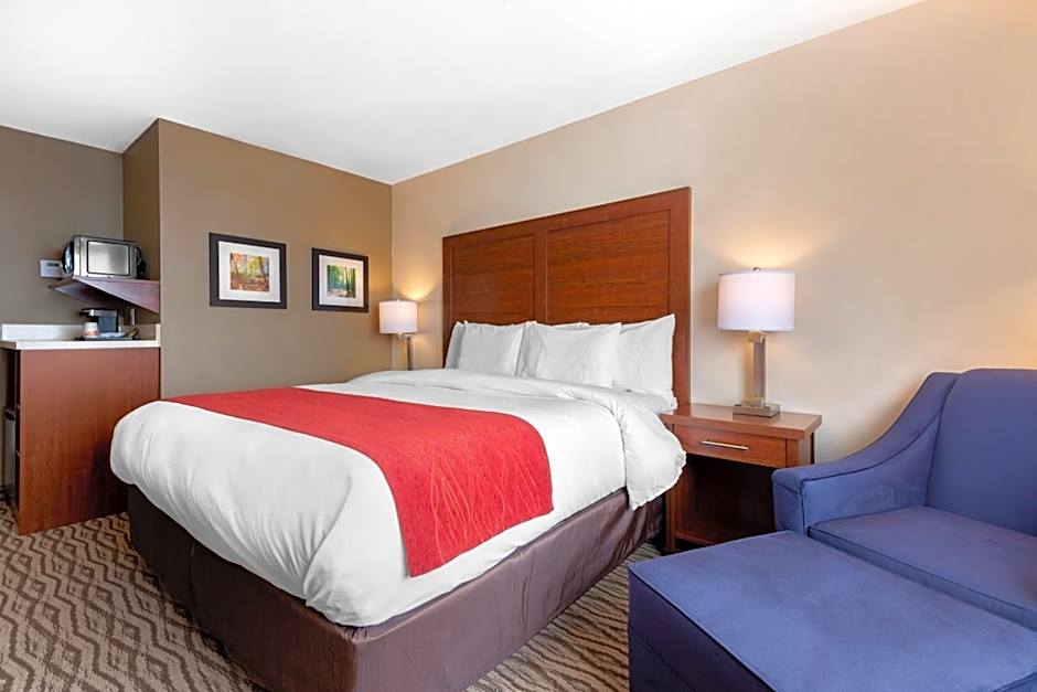 Comfort Inn & Suites