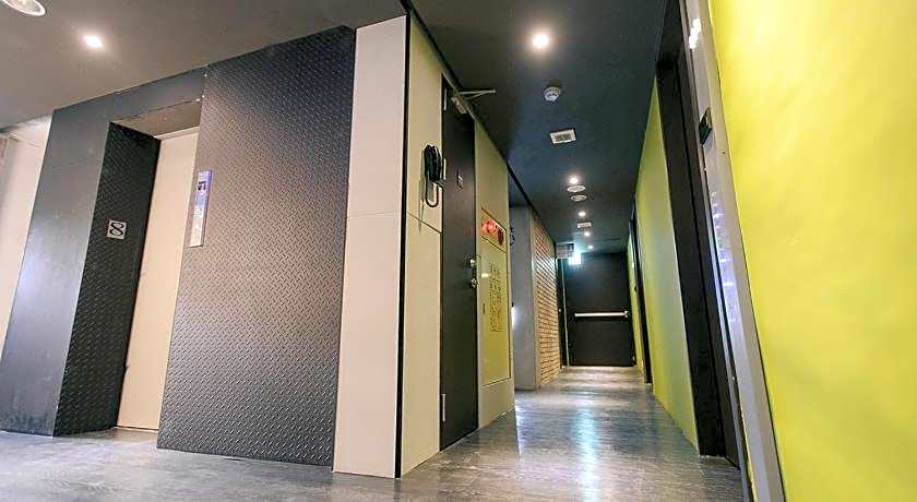 Kiwi Express Hotel - Taichung Station Branch Ii