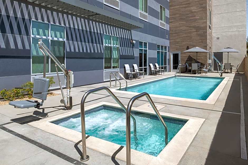 Fairfield by Marriott Inn & Suites Victorville