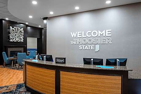 Hampton Inn By Hilton Evansville Airport