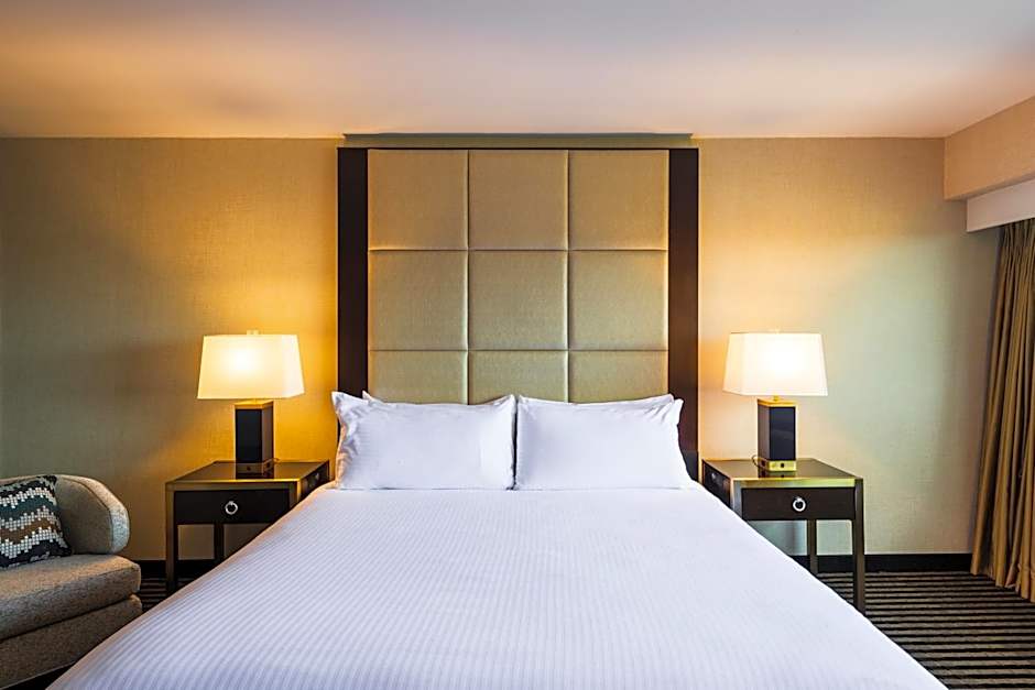 APA Hotel Woodbridge