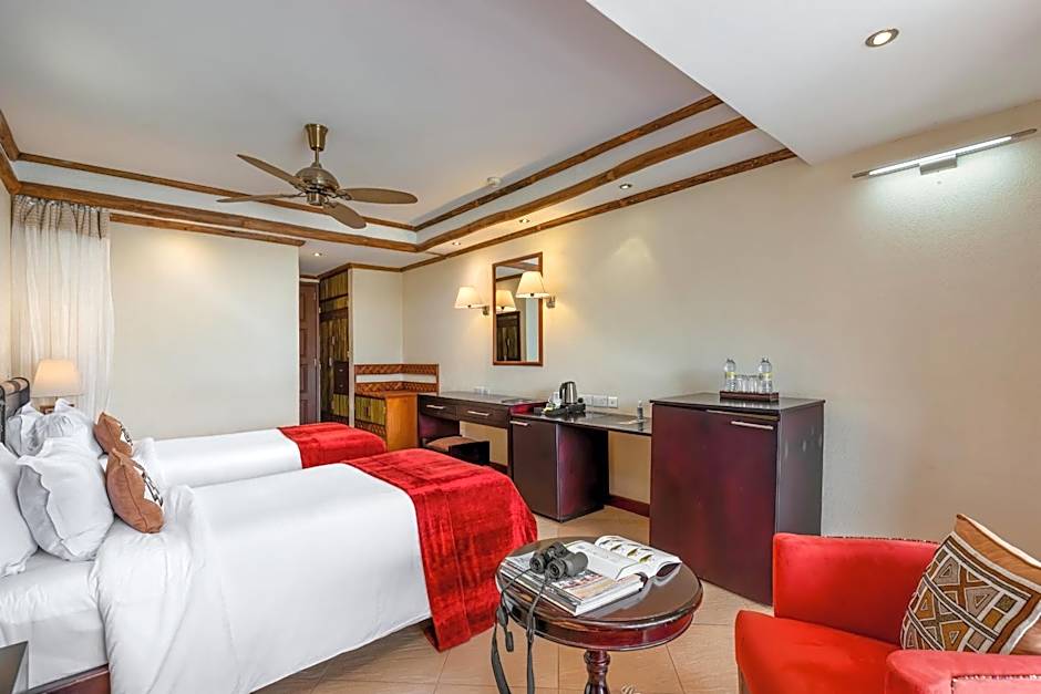 Chobe Safari Lodge-East Africa Uganda