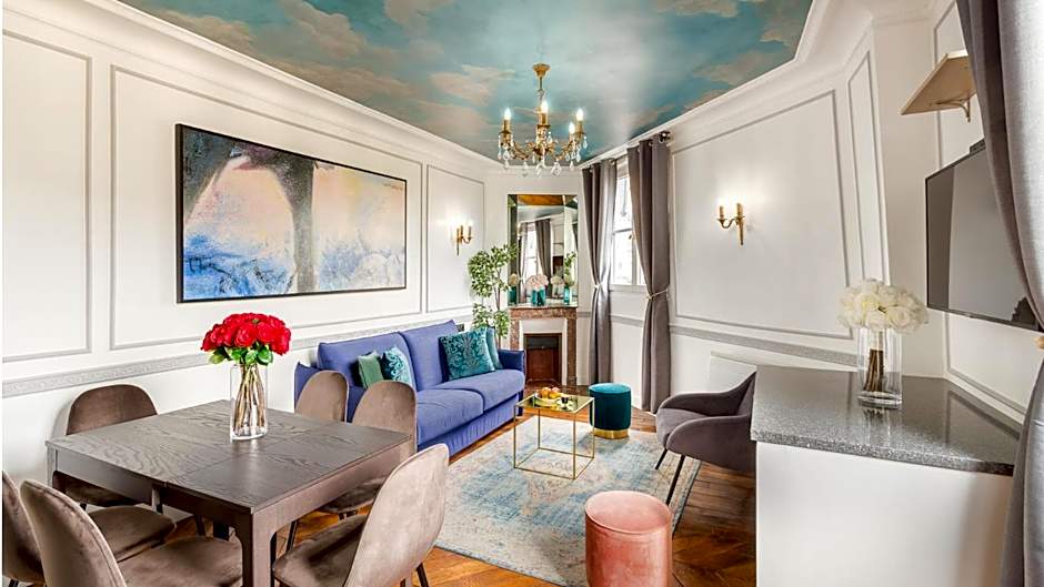 Merveil Luxury Suite Royale II - Saint Honore view