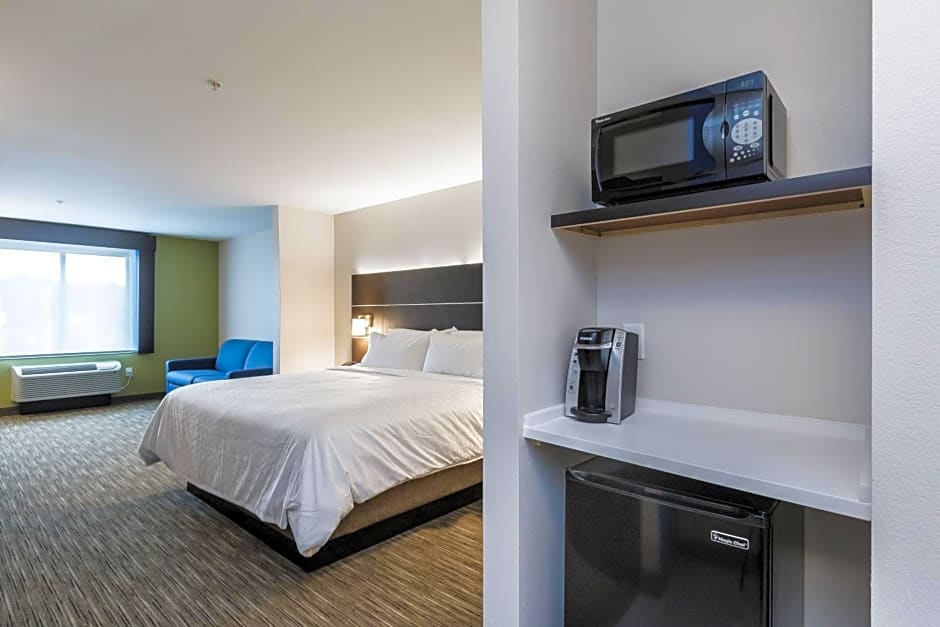 Holiday Inn Express and Suites- South Bend Casino By IHG