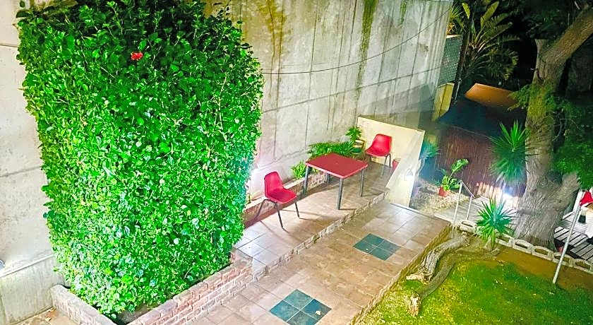 Jikeleza International Backpacker Lodge