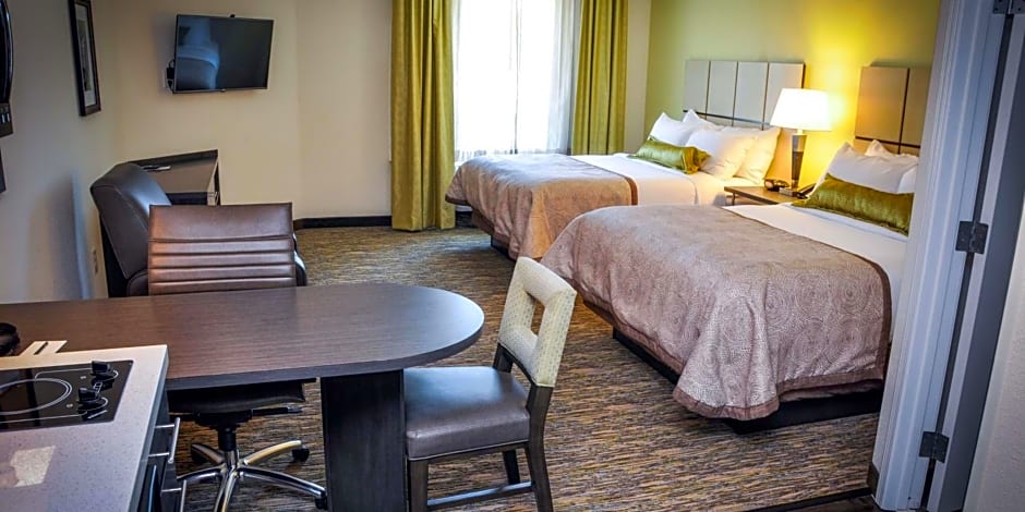 Candlewood Suites Pearl By IHG