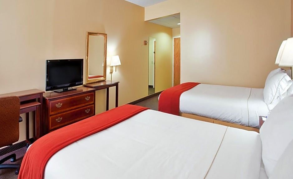 Holiday Inn Express Marshfield - Springfield Area, an IHG Hotel