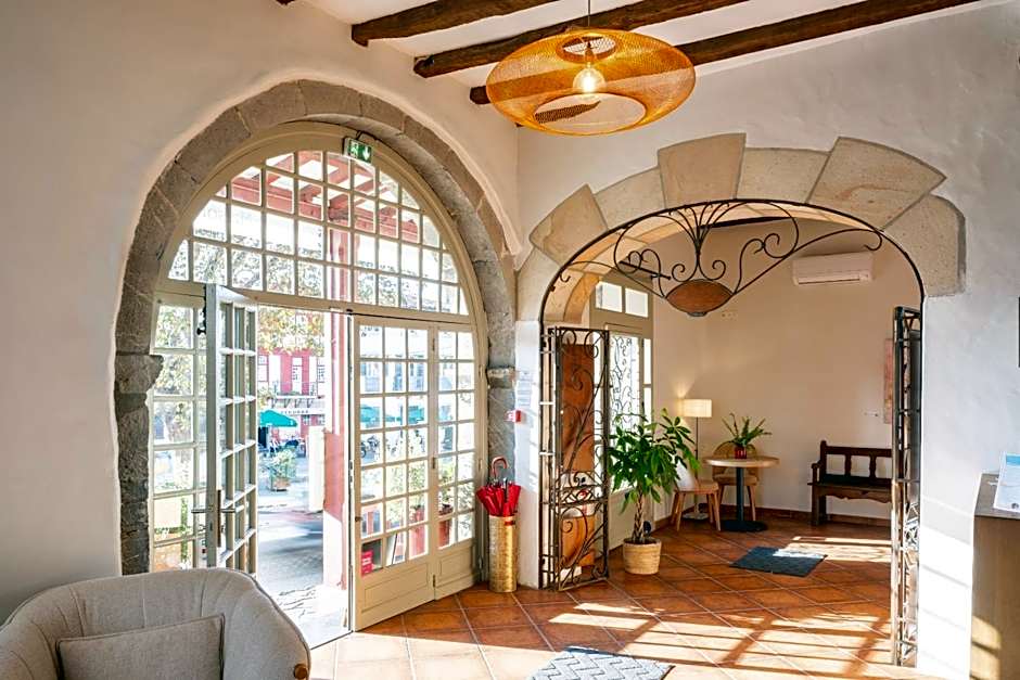 Hôtel Restaurant & Spa La Maison Oppoca