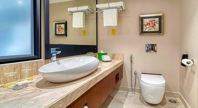 Holiday Inn Kolkata Airport By IHG