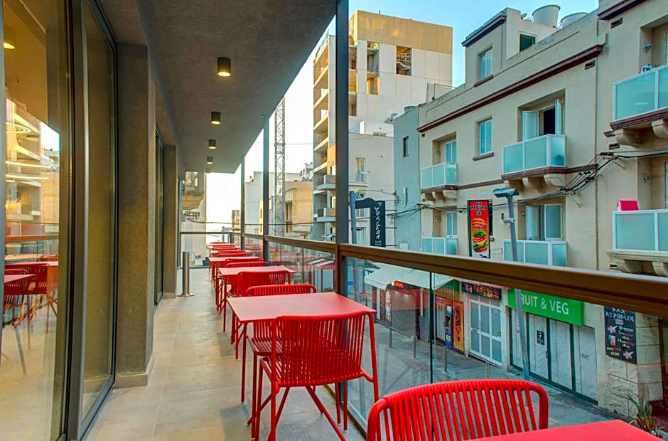 IKYK Hotel- IK Collection