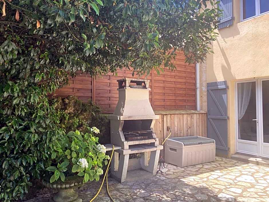 La Villa des Roses Gîte Chambres d'hôtes Piscine chauffée