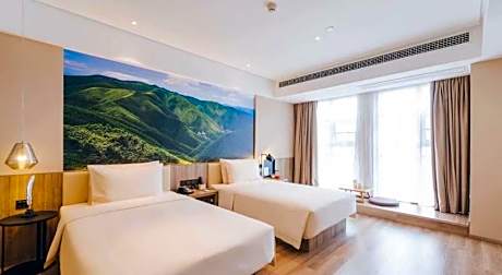 Atour Hotel Hefei Wangjiang Xi Road 1912 Block