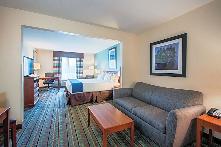 Holiday Inn Express & Suites Salamanca, an IHG Hotel