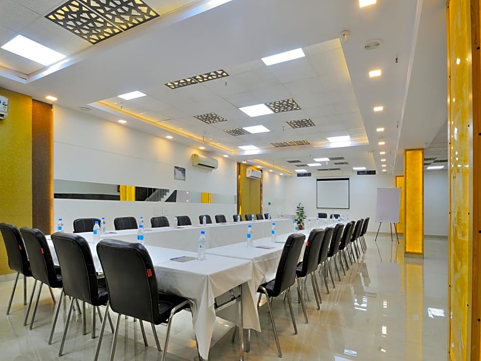 Hotel Sky Rich International