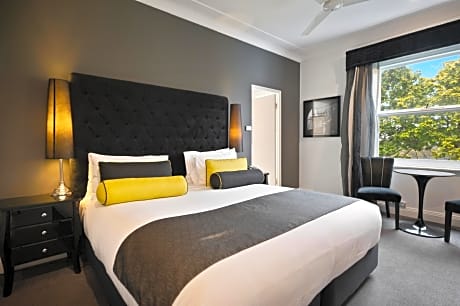 Belgravia Room