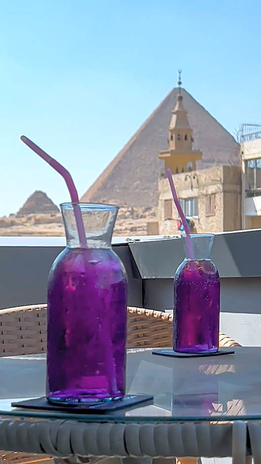 Pyramid Edge Hotel & Exclusive Pyramids View Rooftop