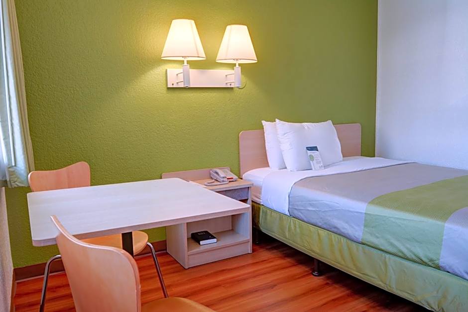 Motel 6-Springfield, OR - Eugene North