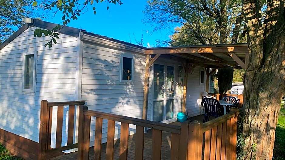 Bungalow 2/4 personnes dans résidence Hôtelière