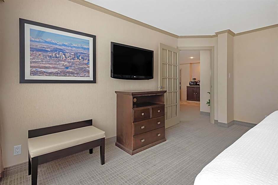 Best Western Plus Port O'Call Hotel