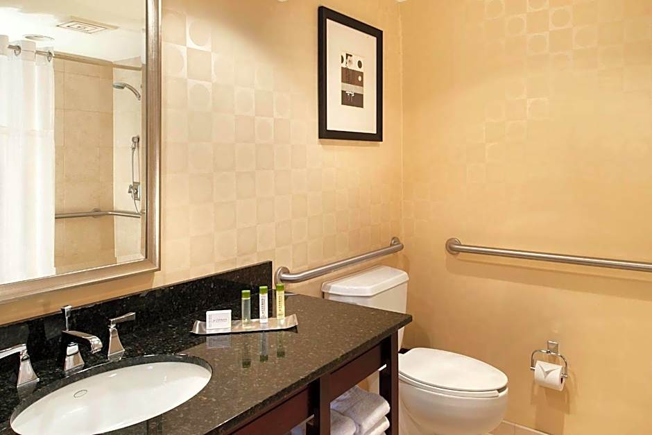 DoubleTree By Hilton Omaha Downtown