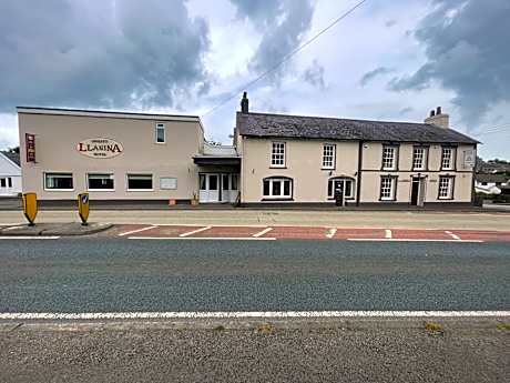Llanina Arms