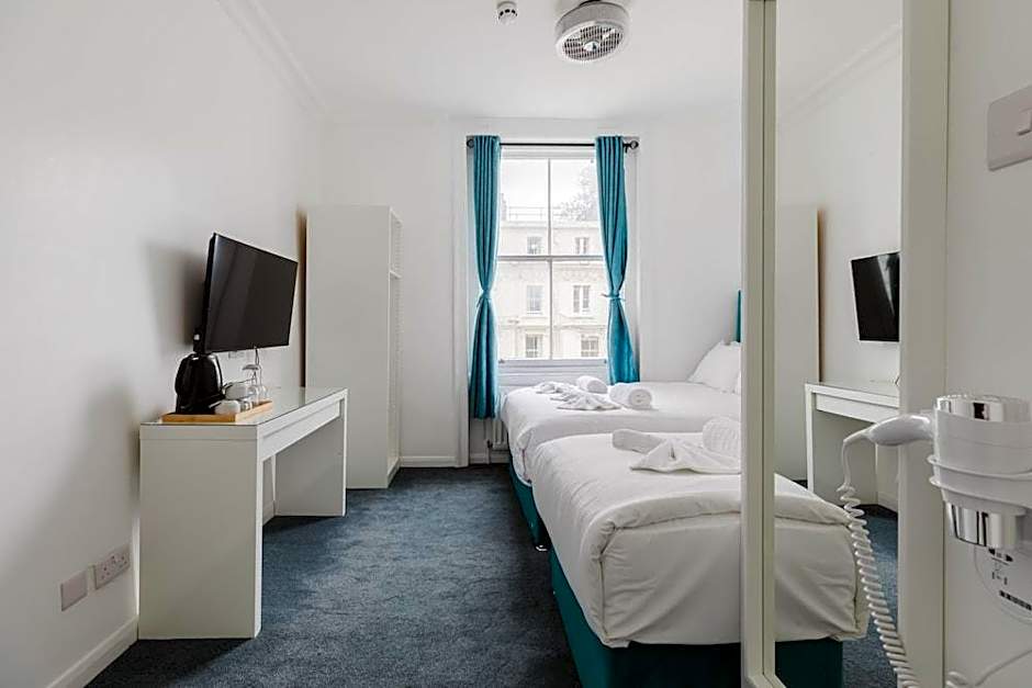 Palace Court Hotel