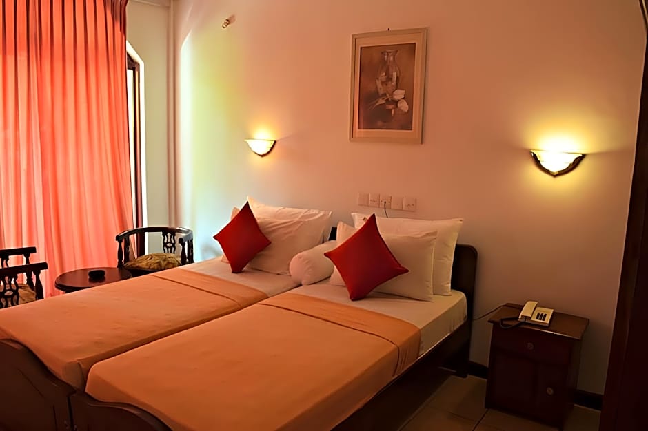 Hotel Lagoon Paradise