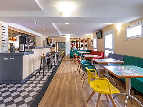 ibis Rochefort